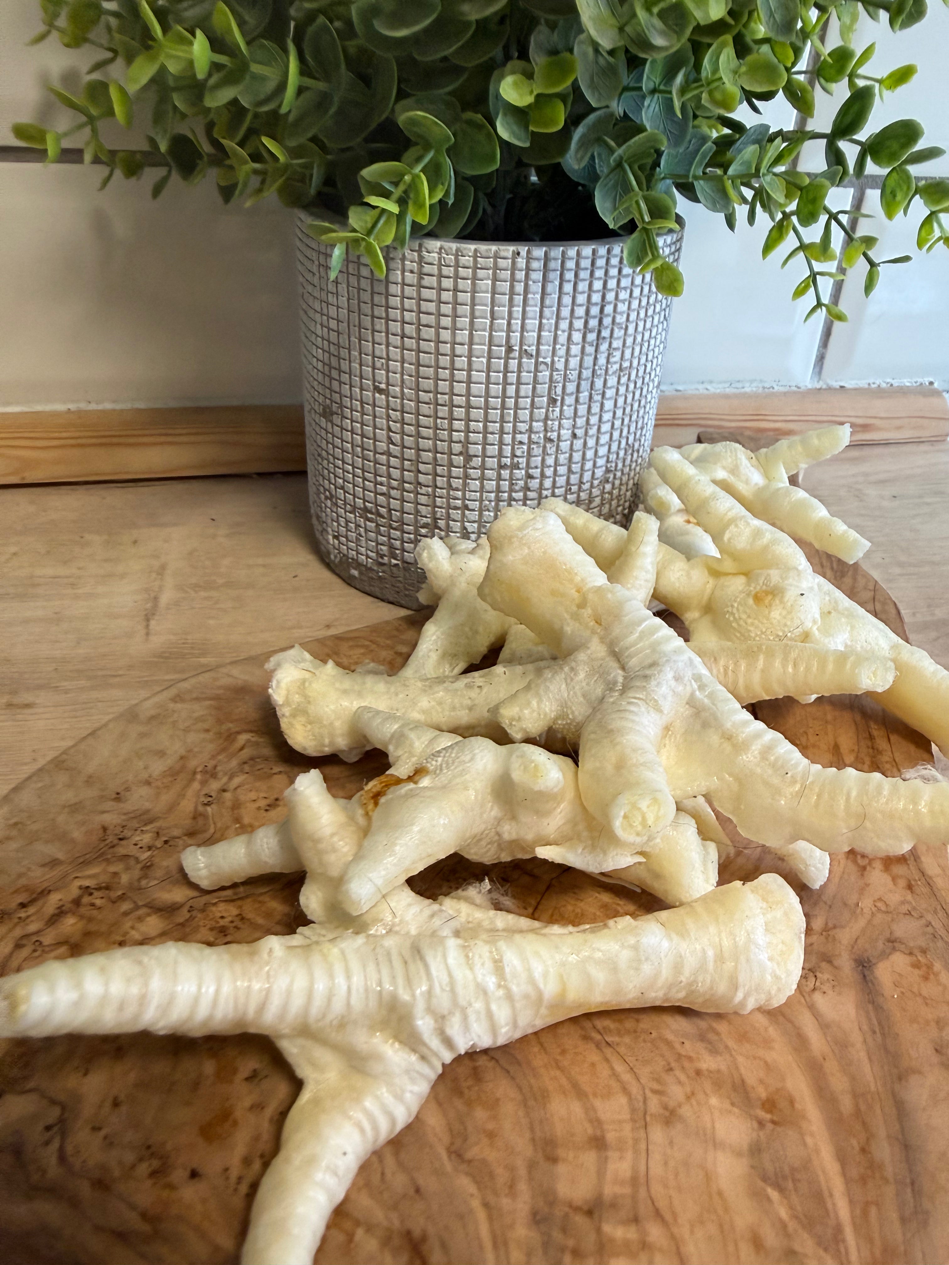 10 puffed chicken feet