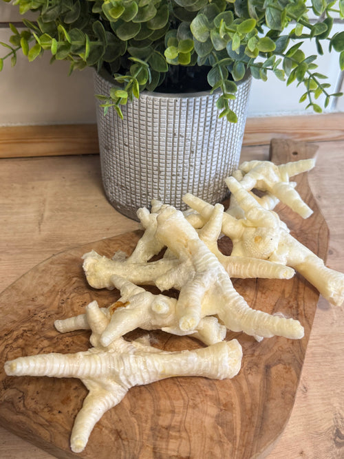 10 puffed chicken feet