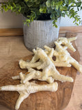 10 puffed chicken feet