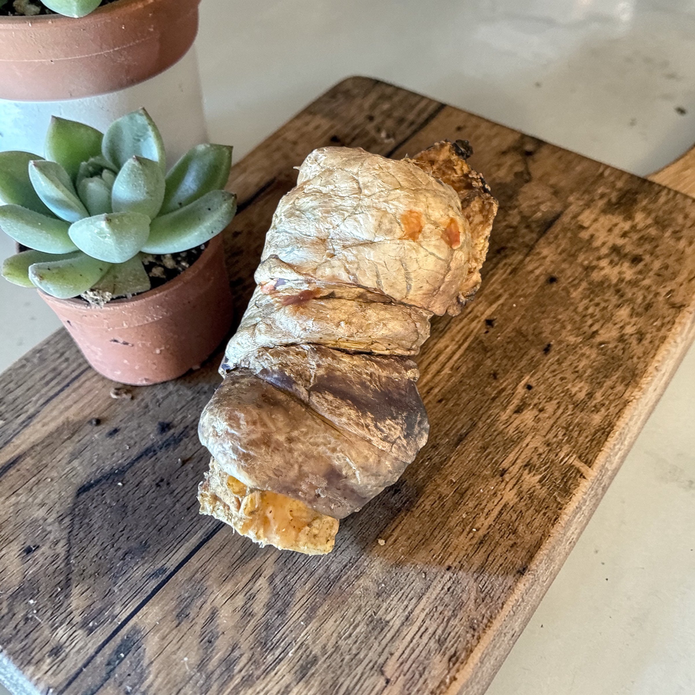 Buffalo trachea wrapped puffed lung